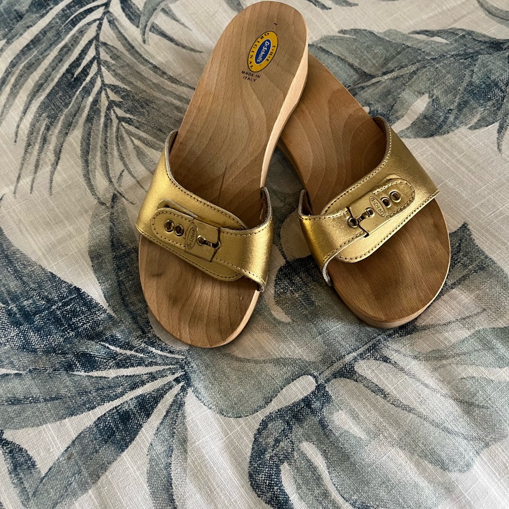 Dr. Scholl's Natural Wood Sandals